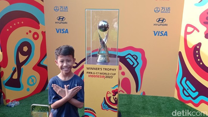 Trofi Piala Dunia U-17.