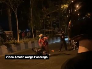 Gegara Kesal Memuncak, Warga Rusak Motor Pembalap Liar di Ponorogo