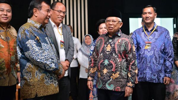 Wapres Maruf Amin Resmikan Gedung Pencakar Langit di Jakarta Timur