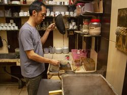 9 Kedai Kopi Tertua di Indonesia, Ada yang Sejak 1878!