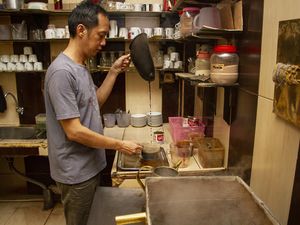 9 Kedai Kopi Tertua di Indonesia, Ada yang Sejak 1878!
