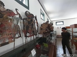 Peran Wayang Kulit di Sumedang pada Era Hindia Belanda