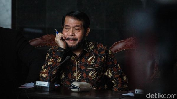 Anwar Usman Bicara Polemik Putusan MK soal Usia Minimal Cawapres