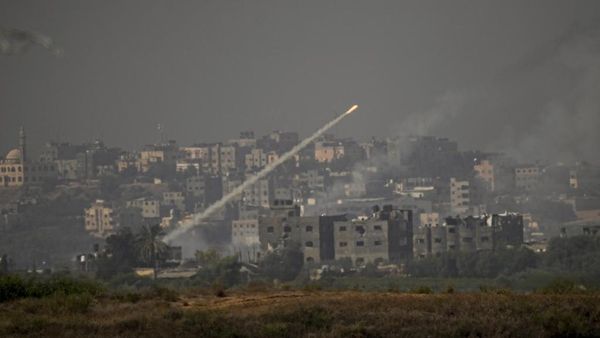 Kelabunya Langit Gaza di Tengah Aksi Saling Serang Israel-Hamas