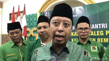 Rommy PPP Sebut Amran Didukung Maju Ketum: Pak Jokowi Tahu Totalitasnya