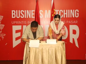 Ketua PKK Trenggalek Jajaki Kerja Sama Ekspor Produk UMKM ke China Ketua PKK Trenggalek Jajaki Kerja Sama Ekspor Produk UMKM ke China