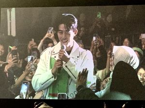 5 Momen Seru Fanmeeting Ok TaecYeon, Blusukan ke Fans, Nyanyi Lagu Tulus 5 Momen Seru Fanmeeting Ok TaecYeon, Blusukan ke Fans, Nyanyi Lagu Tulus
