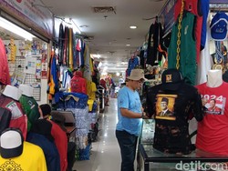 Kampanye Sudah Dekat, Pedagang Atribut Pemilu di Pasar Senen Sepi Pesanan