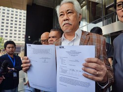 TPDI Laporkan Jokowi, Ketua MK, Gibran, hingga Kaesang soal Tuduhan KKN