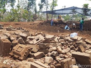 Penggalian Situs Candi Watu Genuk Boyolali Dilanjutkan, Lingga-Yoni Ditemukan Penggalian Situs Candi Watu Genuk Boyolali Dilanjutkan, Lingga-Yoni Ditemukan