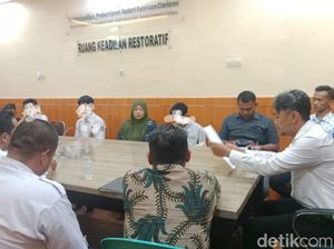 Mediasi Kasus Siswa SMP Banyuwangi Dianiaya hingga Tulang Retak Alot Mediasi Kasus Siswa SMP Banyuwangi Dianiaya hingga Tulang Retak Alot