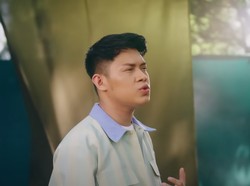 Lirik Lagu Rony Parulian Berjudul Mengapa yang Trending