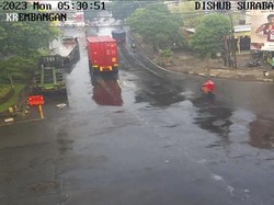 Adem! Sejumlah Wilayah di Surabaya Sempat Diguyur Hujan Pagi Tadi