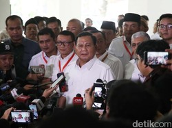 MK Tolak Gugatan Batas Usia Maksimal Capres 70 Tahun, Ini Kata Prabowo