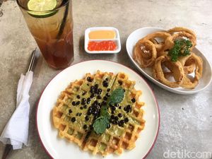 Mix and Match Rasa Waffle Murah dan Enak di Surabaya