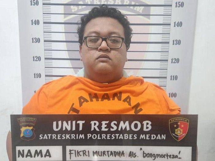 Tampang Tiktoker Fikri Murtadha Pakai Baju Oranye Usai Diduga Nistakan Agama Kristen