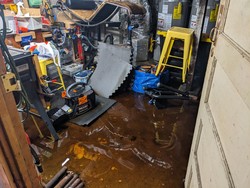 Cerita Horor Mitra Airbnb, Tamu Bikin Rumah Banjir Air Tinja