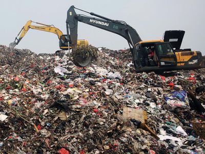TPA Rawa Kucing Kembali Dibuka Pasca Kebakaran