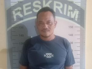 Tampang Dukun Palsu Ngaku Bisa Tarik Uang Gaib Usai Belajar di YouTube