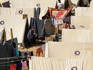 Melihat Kondisi Warga Gaza di Kamp Pengungsian