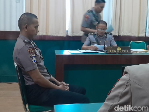 3 Alasan Polda Sulsel Pecat Bripda F Terduga Pemerkosa Wanita di Makassar 3 Alasan Polda Sulsel Pecat Bripda F Terduga Pemerkosa Wanita di Makassar