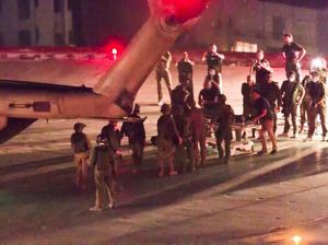 Dunia Hari Ini: Hamas Membebaskan Dua Warga Israel yang Ditahannya