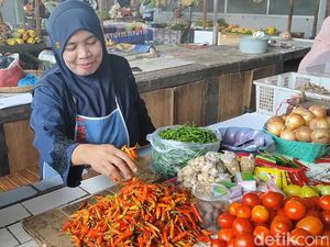 Pedasnya Harga Cabai di Pasuruan Tembus Rp 80 Ribu/Kg Pedasnya Harga Cabai di Pasuruan Tembus Rp 80 Ribu/Kg