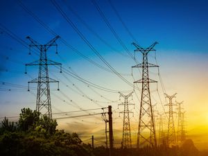 Penjelasan PLN soal Listrik di Wilayah Bali Padam Penjelasan PLN soal Listrik di Wilayah Bali Padam