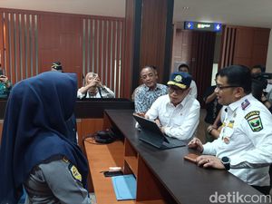 Menhub Tinjau Terminal Anak Air Padang, Minta Dioptimalkan