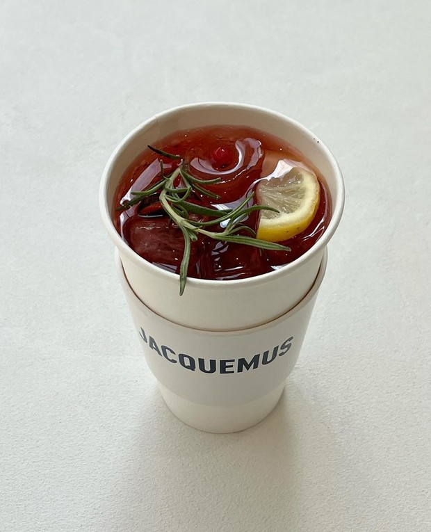 menu di pop-up Jacquemus Seongsu-dong