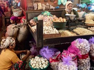 Daftar Harga Sembako di Jawa Timur Hari Ini 25 September 2024 Daftar Harga Sembako di Jawa Timur Hari Ini 25 September 2024