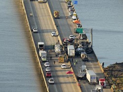 Ngeri Tabrakan Beruntun Libatkan 158 Kendaraan di AS, 7 Orang Tewas