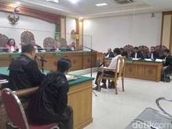 BEM Unud Tanggapi Banyak Mahasiswa Titipan Pejabat: Menunggu Tikus Besar