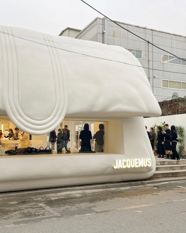 Toko Pop-up Jacquemus di Seongsu-dong