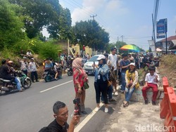 Warga di Lokasi TKP Ulang: Mau Lihat Yosep Pakai Baju Tahanan