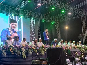 Doa Zulhas untuk Palestina di Solo Raya Bersholawat