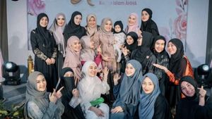 7 Foto Pengajian Aurel Hermansyah Jelang Lahiran, Aaliyah Manglingi Berhijab