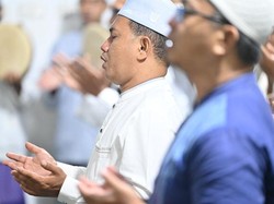 Arti dan Macam Tawasul Menurut Beberapa Pandangan Ulama