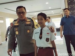 Keren, Bocah SD Ini Lawan Jambret hingga Diberi Hadiah oleh Kapolda