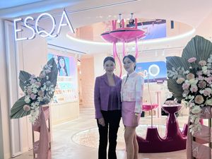 ESQA Cosmetics Meluncurkan Toko Kosmetik Pertama, Bertema Futuristik ESQA Cosmetics Meluncurkan Toko Kosmetik Pertama, Bertema Futuristik