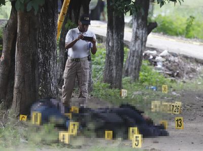 Geger 12 Polisi Meksiko Ditembak Mati Kelompok Bersenjata