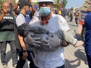 Kepanikan RS di Gaza Seusai Serangan Brutal Israel Kepanikan RS di Gaza Seusai Serangan Brutal Israel