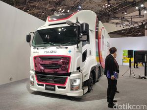 Di Jepang Ngotot, Isuzu Ogah Jadi yang Pertama Jual Truk Listrik di Indonesia Di Jepang Ngotot, Isuzu Ogah Jadi yang Pertama Jual Truk Listrik di Indonesia