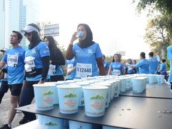 Water Station Jakarta Marathon Penuhi Standar Global