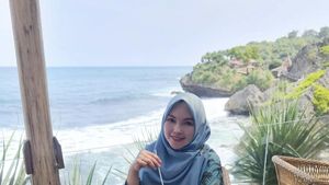 Keseruan Tanty Octavia, Teman Dekat Ferry Irawan Saat Kulineran