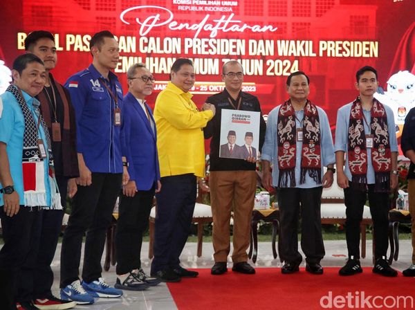 Momen Ketum Parpol Pendukung Dampingi Prabowo-Gibran Daftar ke KPU