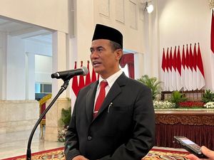 Mentan Serahkan Gaji & Tunjangan ke Yatim Piatu-Janda, Total Rp 95 Juta