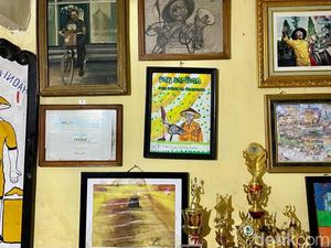 Bak Museum, Ini Pojok Penghargaan Sariban Sang Pahlawan Kebersihan Bak Museum, Ini Pojok Penghargaan Sariban Sang Pahlawan Kebersihan