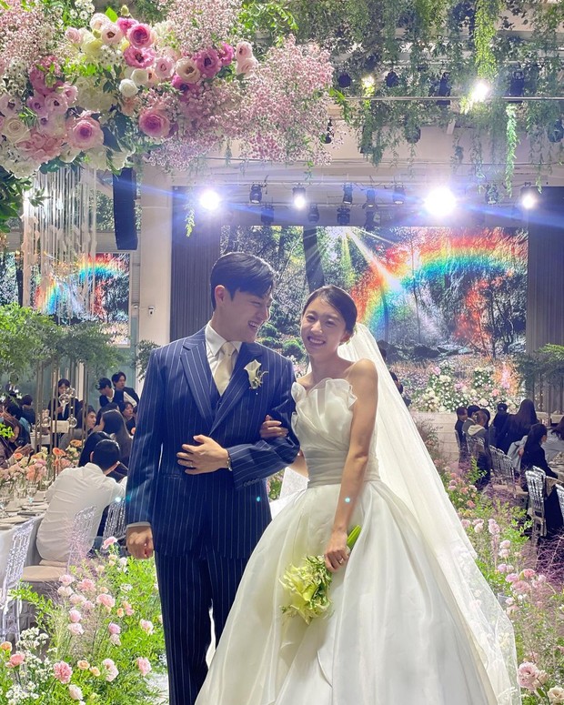 Potret pernikahan Lee Su Ji dan pasangan