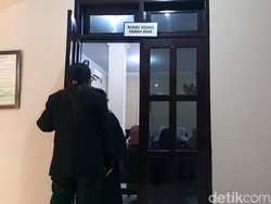 Siswa SMA di Mojokerto Sebar Foto Bugil-Setubuhi Pacar Dituntut 2 Tahun Bui